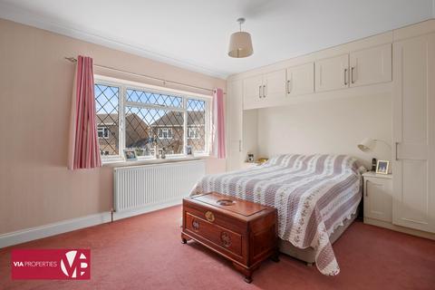 4 bedroom detached house for sale, Middle Street, Waltham Abbey EN9