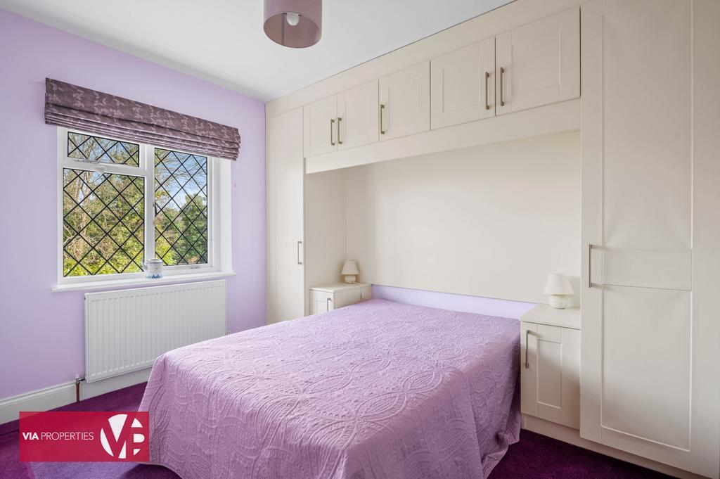Bedroom 2 The Chimneys Middle Street Nazeing...