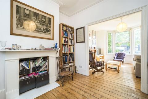 4 Lenham Road, London, SE12 8QN