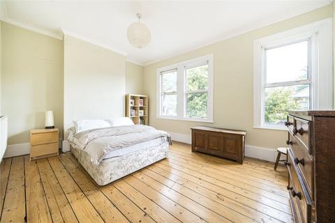 4 Lenham Road, London, SE12 8QN