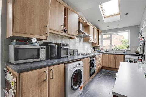 3 bedroom detached house for sale, Wollaton Road, Beeston NG9