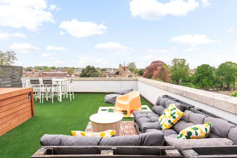 3 bedroom apartment for sale, Queen Street, Hitchin, Hertfordshire, SG4