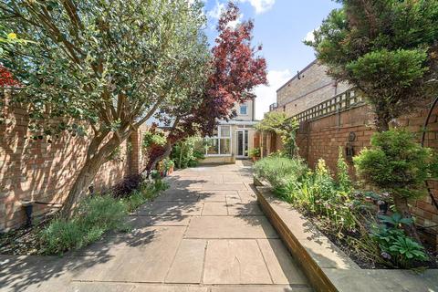 3 bedroom end of terrace house for sale, Hallowell Close, Mitcham, CR4