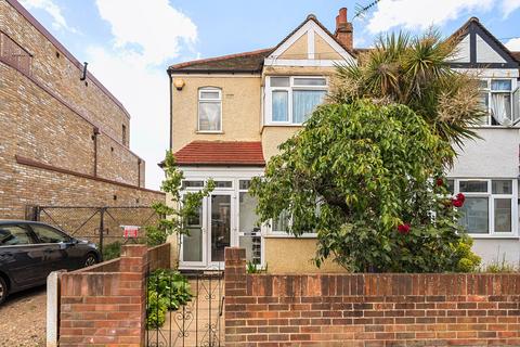 3 bedroom end of terrace house for sale, Hallowell Close, Mitcham, CR4