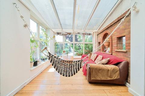 3 bedroom end of terrace house for sale, Hallowell Close, Mitcham, CR4
