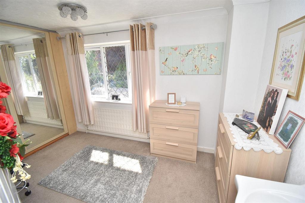 Bedroom 5.JPG