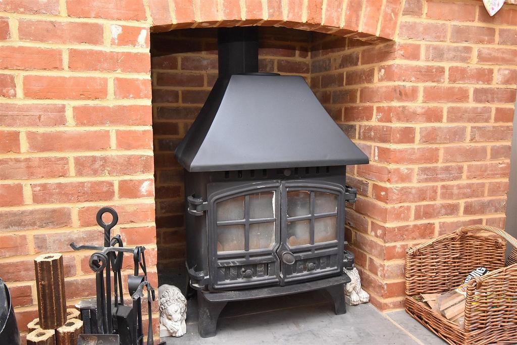 Wood Burner.JPG