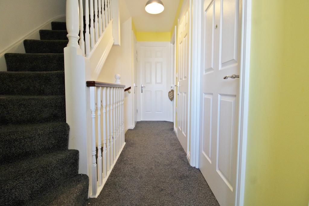 1st  Floor Landing