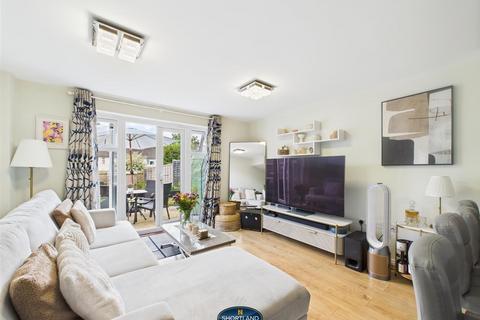 2 bedroom end of terrace house to rent, Cherry Tree Drive, Coventry CV4