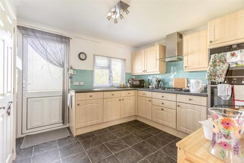 2 bedroom park home for sale, River Road, Willows Riverside Park, Windsor