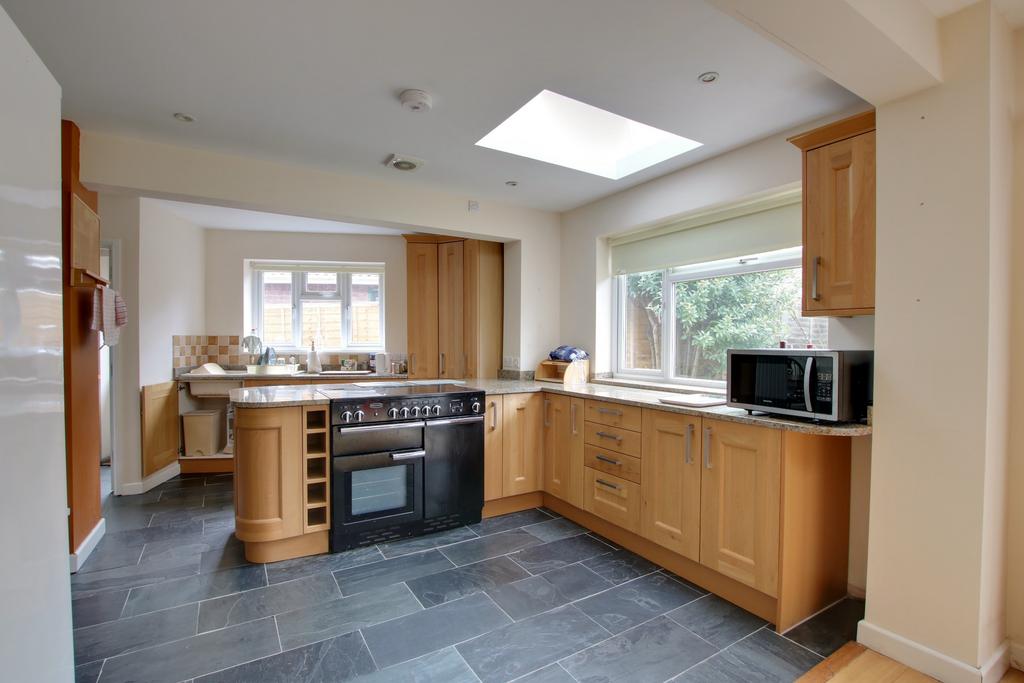 Kitchen diner