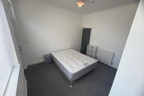 1 bedroom in a house share to rent, Dodsworth Street, Mexborough