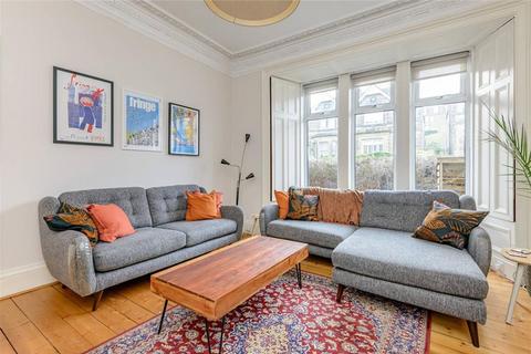 3 bedroom flat for sale, Wolseley Crescent, Edinburgh EH8