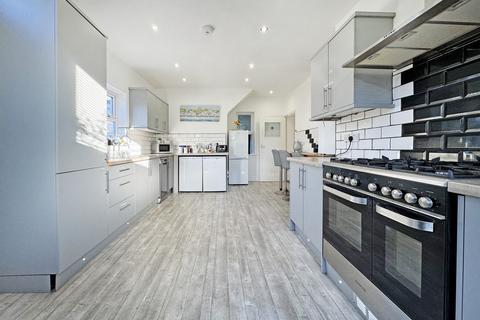 5 bedroom end of terrace house for sale, Amberton Road, Hartlepool, TS24 8