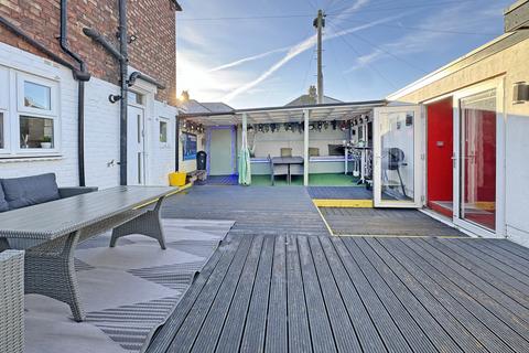 5 bedroom end of terrace house for sale, Amberton Road, Hartlepool, TS24 8