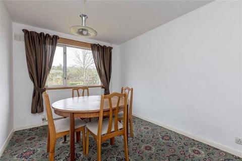 69 Moat View, Roslin, EH25 9NZ
