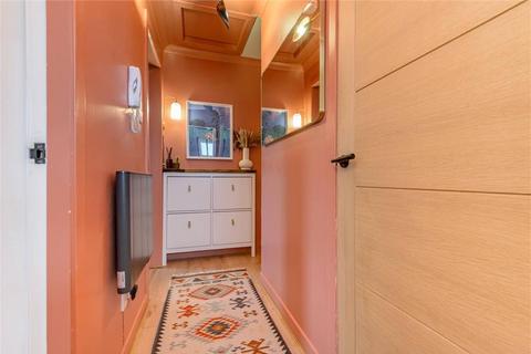 2/6 Electra Place, Edinburgh, EH15 1UF