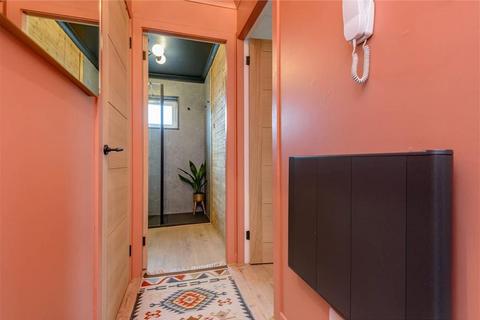 2/6 Electra Place, Edinburgh, EH15 1UF