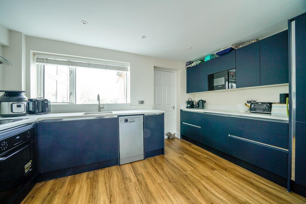 10-Ripley-Way-1012