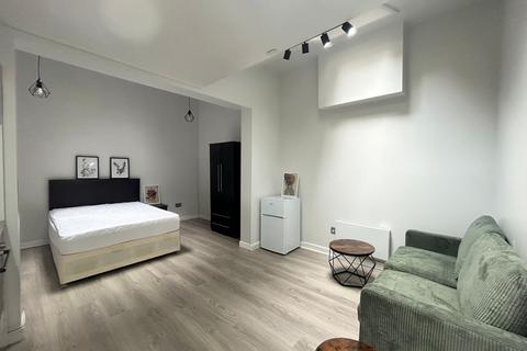 Studio to rent, Seymour Place, Marylebone W1H