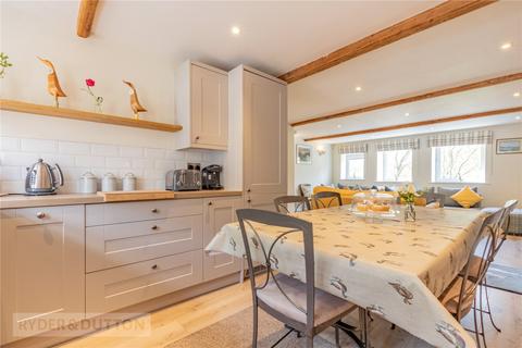 3 bedroom terraced house for sale, Dunford Road, Holmfirth, West Yorkshire, HD9