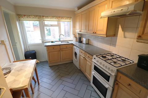90 Briardale, Stevenage, SG1 1TR