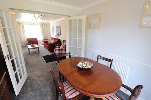 90 Briardale, Stevenage, SG1 1TR