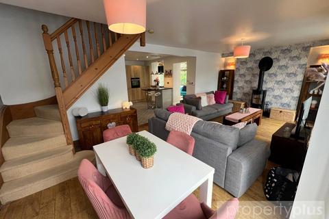 undefined, Matexa Street, Pentre, Rhondda Cynon Taff, CF41