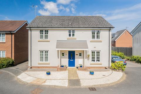 4 bedroom detached house for sale, Lundy Walk, Newton Leys, Milton Keynes, MK3