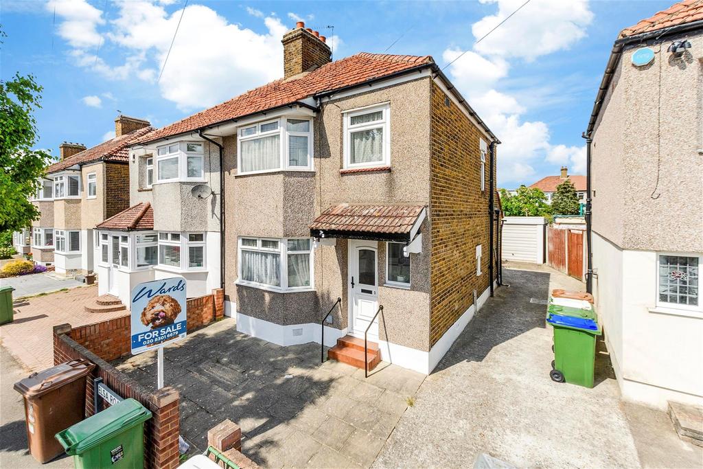 Elsa Road, Welling, Kent 3 bed semi-detached house - £425,000