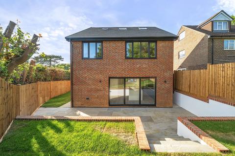 undefined, Ninehams Road, Caterham CR3