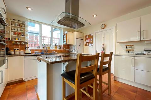 4 bedroom semi-detached house for sale, Part Street, Southport PR8