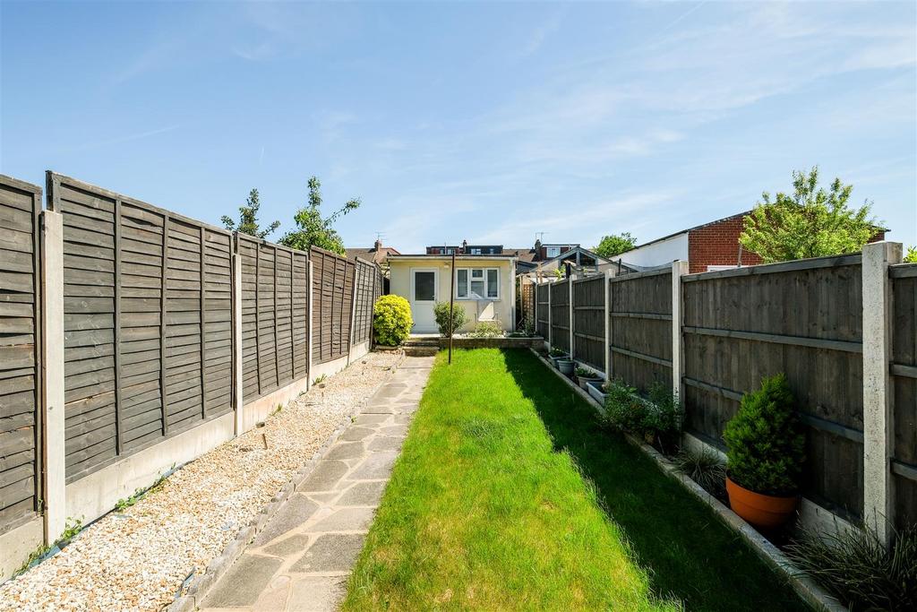 82 Uplands Road-28.jpg