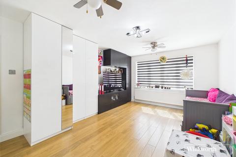 2 bedroom apartment for sale, Juniper Court, Harrow HA3