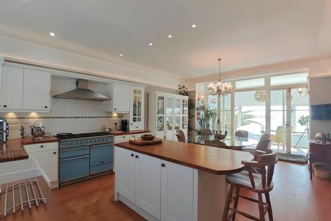 8 bedroom detached house for sale, Radnor Cliff, Folkestone, Kent