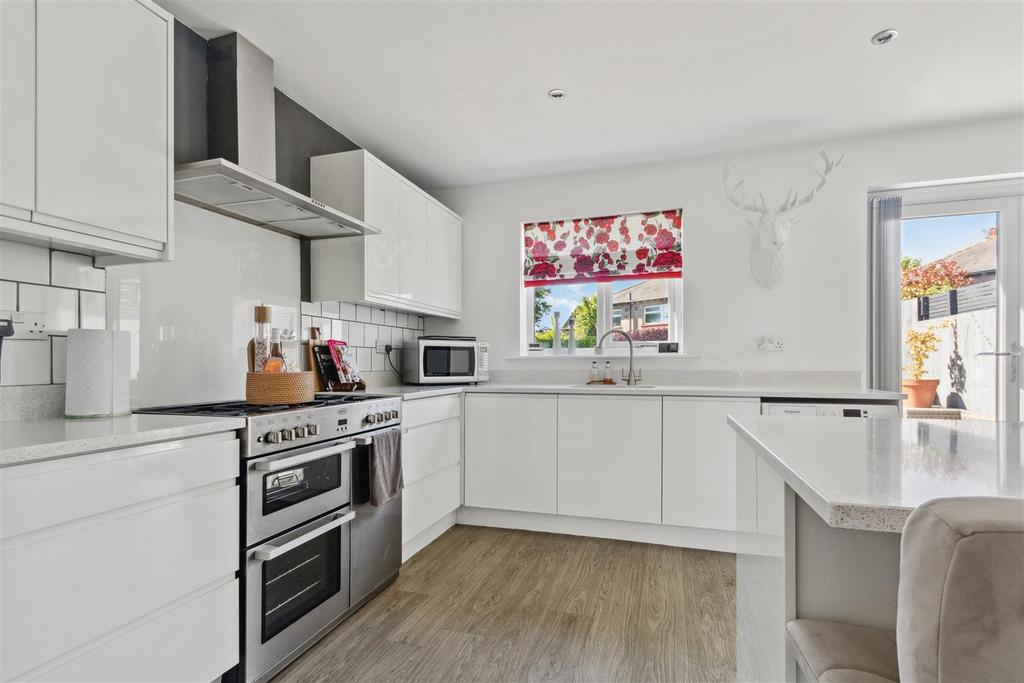 Bespoke fitted kitchen