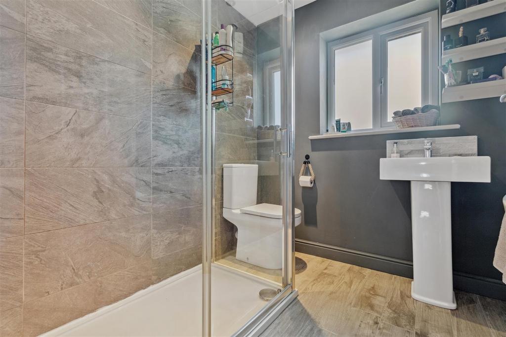 Luxury house bathroom