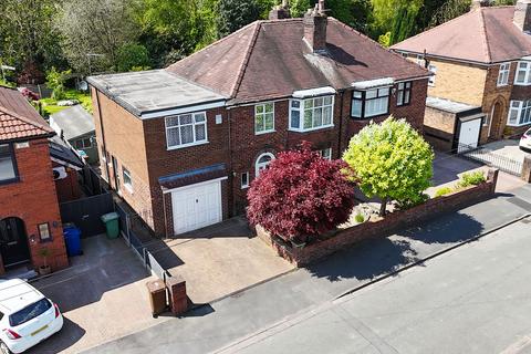 4 bedroom semi-detached house for sale, Winchester Avenue, Ashton-in-Makerfield, Wigan, WN4 9LL