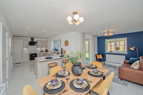 4 bedroom detached house for sale, Westfield Green, Wyke/Scholes, Bradford, West Yorkshire, BD12