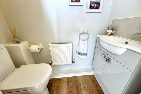 12 Elmfield, Hetton Le Hole, Houghton Le Spring, DH5 9BX