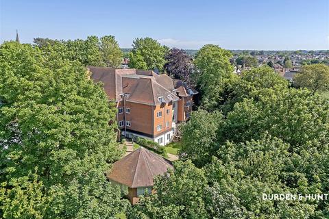 1 bedroom retirement property for sale, High Street, Ongar, CM5