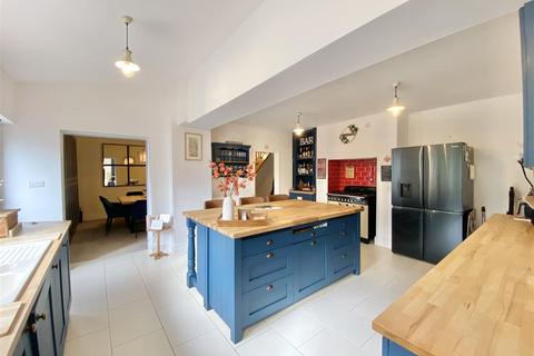 4 bedroom semi-detached house for sale, South End, Bedale