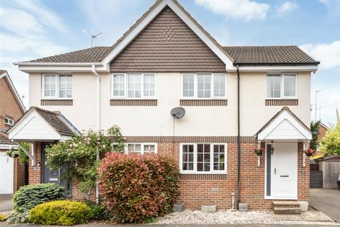 23 Bloomfield Close, Knaphill, Woking, GU21 2BL