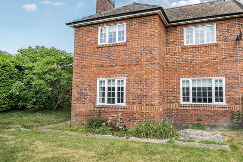undefined, Knights Road, Farnham, Surrey
