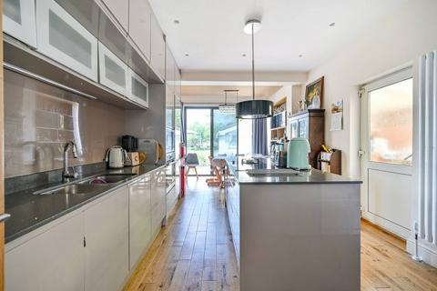 20 Connaught Road, New Malden, KT3 3QA