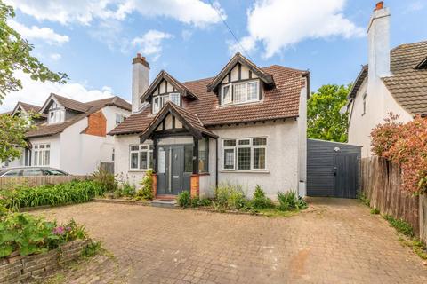 20 Connaught Road, New Malden, KT3 3QA