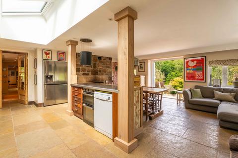 4 bedroom detached house for sale, Monmouth NP25