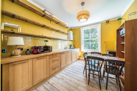 2 bedroom flat to rent, Nettleton Road, London SE14