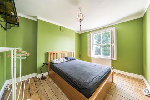 2 bedroom flat to rent, Nettleton Road, London SE14