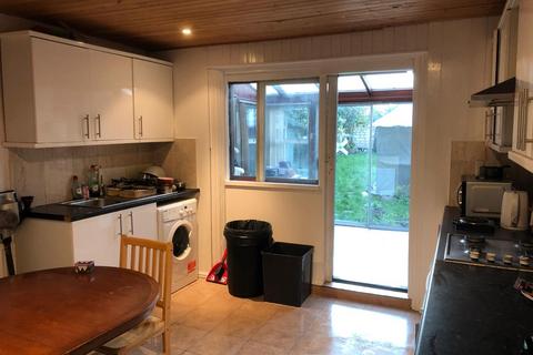 undefined, Cunningham Park, Harrow HA1